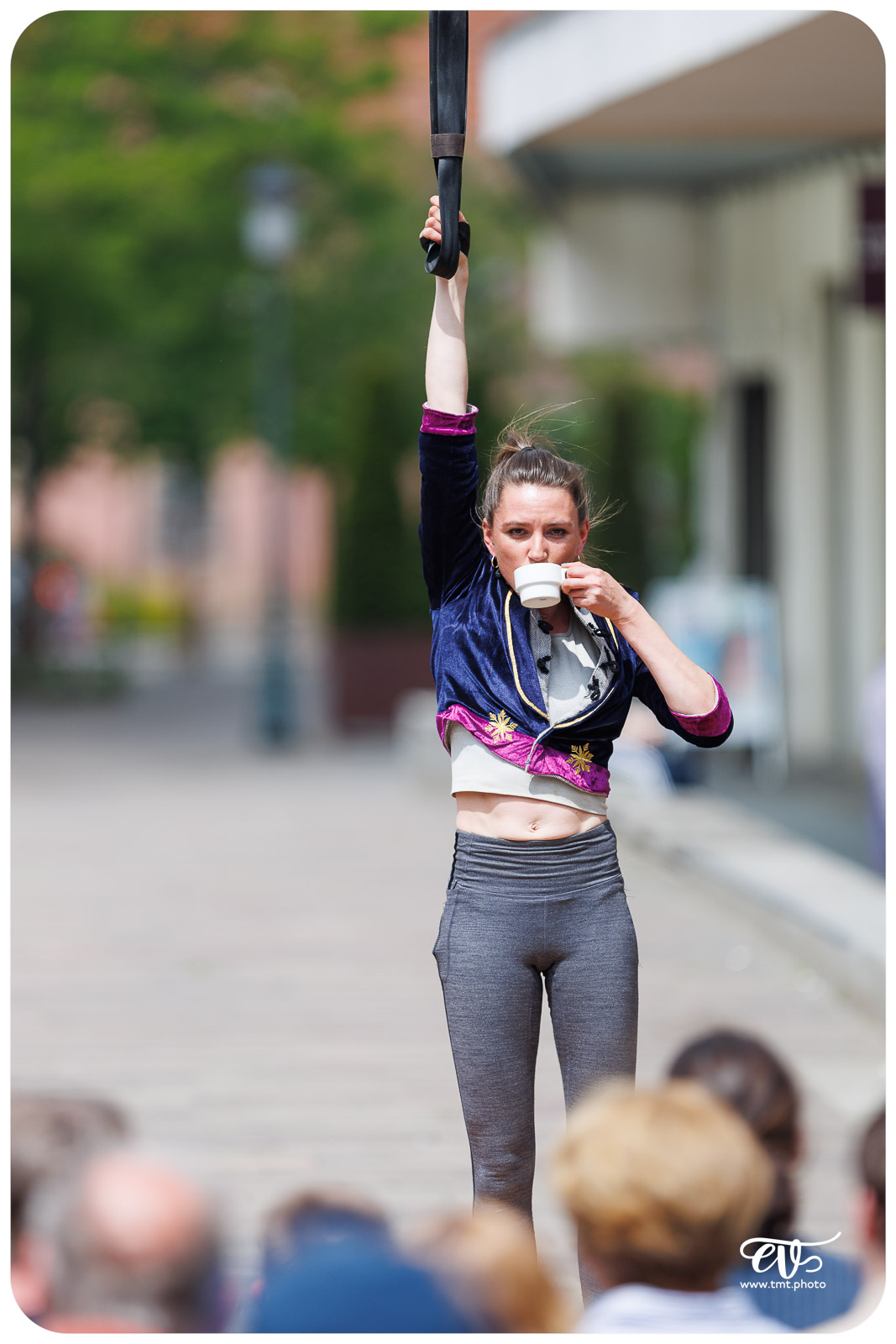 SUR MESURE (CIE BARRIÈRE)